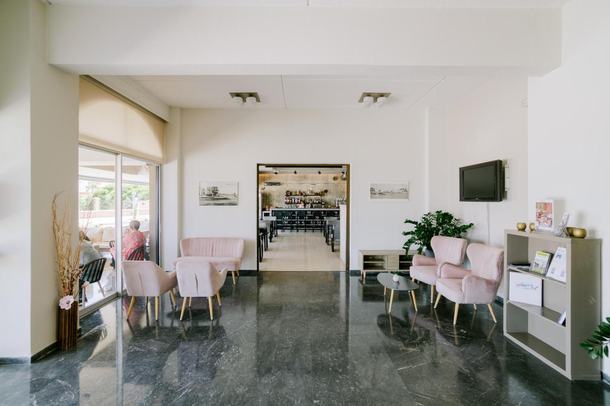 Zephyros Hotel 3*