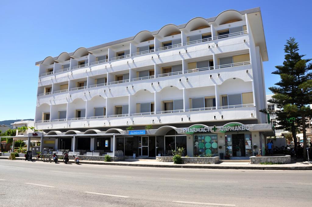 Zephyros Hotel 3*